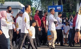 Momen Jan Ethes dan Jokowi Jalan Cepat Ikuti Rangkaian 1 Abad NU di Solo