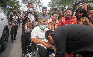 Momen Gibran Undang Makan Siang Keluarga Besar Keraton Solo di Loji Gandrung