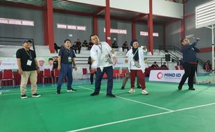 Tutup Porseni NU, Kapolri, Erick Thohir, Gibran, dan Ganjar Tanding Badminton