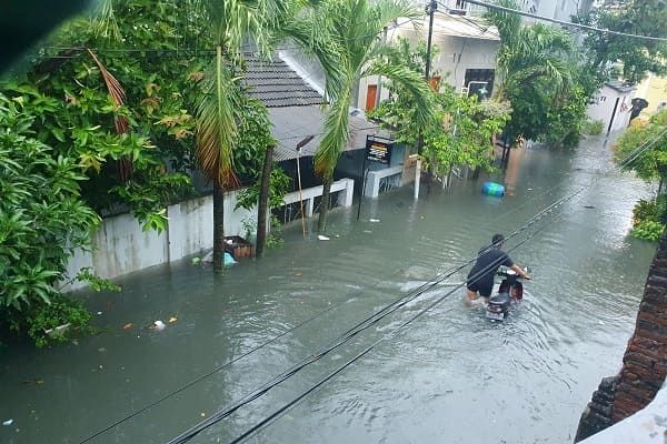 Menghisap Air di Perut Bumi Jawa Tengah