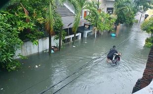 Banjir dan Beban Industri di Pesisir Semarang