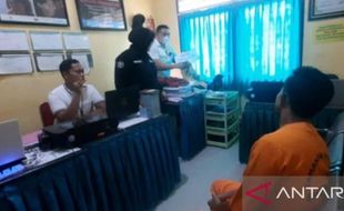 Bejat! ASN Guru Cabuli 10 Murid SD di Sumenep