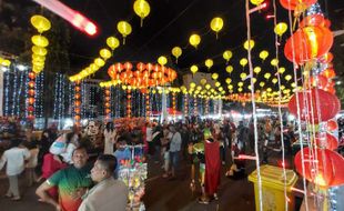 5.000-An Lampion Imlek Dinyalakan Serentak di Pasar Gede Solo, Kenali Jenisnya