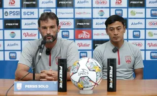 Leonardo Medina dan Samsul Arif Bicara tentang Suporter Persis Solo