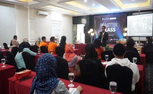 Gelar Master Class Coffee Series, Adhiwangsa Hotel Solo Hadirkan Ahli Kopi