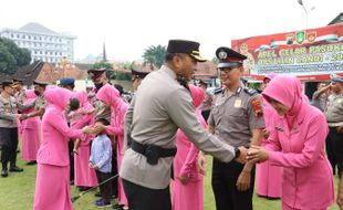 Wah! 57 Anggota Polresta Solo Dapat Kado Istimewa Awal Tahun