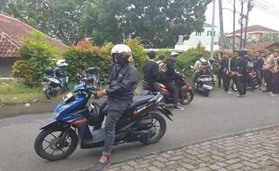 Semangat! Dipecat Perusahaan Ojol, Warga Semarang Buka Jasa Ojek Lintas Kota