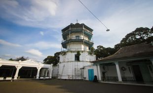 Panggung Songgobuwono Tempat Wingit di Keraton Solo