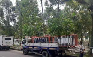 Seratusan Road Barrier Dishub Solo Dicuri, Polisi Dalami Rekaman Kamera CCTV