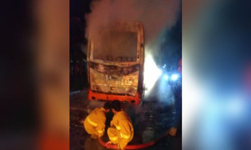 Mikrobus di Grobogan Ludes Terbakar, Untungnya Pas Tidak Ada Penumpang