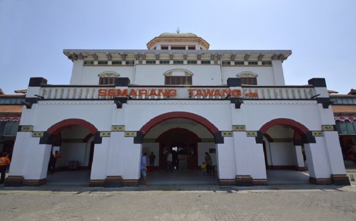 Stasiun Semarang Tawang, Bangunan Bersejarah Langganan Banjir