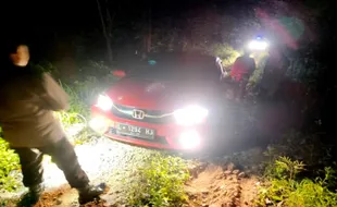 Ikuti Petunjuk Arah Google Maps, Pengemudi Mobil Tersesat di Hutan Gunungkidul