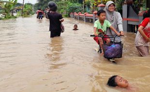 65 Rumah di Sragen Kebanjiran, 2 Lainnya Ambrol, Berikut Foto-fotonya!