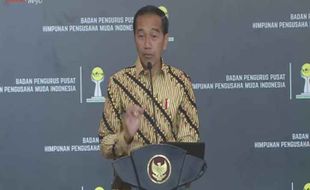 Jokowi Buka Suara Terkait Bisnis Thrifting Impor yang Ganggu Industri Lokal