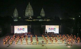 Wapres Ma'ruf Amin Buka ASEAN Tourism Forum 2023 di Candi Prambanan Yogyakarta