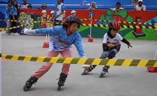 Tumbuhkan Atlet Baru, Puluhan Peserta Bersaing Lomba Skate Cross di STP Solo