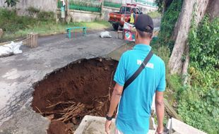 3 Hari, Longsor Landa 10 Lokasi di Karanganyar