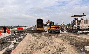 Dikebut 24 Jam/Hari, 6 Km Tol Solo-Jogja Siap Dilalui Kendaraan H-7 Lebaran