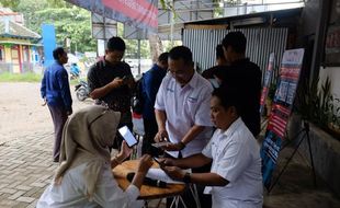 2 Hari Buka, Warga Serbu Pendaftaran Jalan Sehat Bersama BUMN 2023 di Rembang