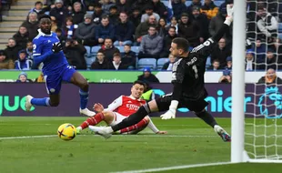 Hasil Liga Inggris: 2 Kali Gol Dianulir, Arsenal Atasi Leicester 1-0