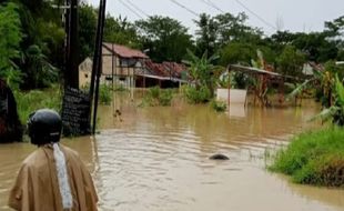 Walah! Baru Dibangun, Tanggul Dinar Indah Semarang Jebol Lagi