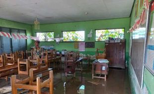 Sekolah Kebanjiran Lagi, Siswa SDN 2 Plosowangi Klaten Beralih Belajar Daring