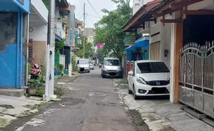 Sejumlah Ketua RT Solo Sambut Positif Perda Pemilik Mobil Harus Punya Garasi