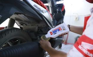 AHM Luncurkan Pelumas Skutik Honda, Bikin Performa Mesin Maksimal