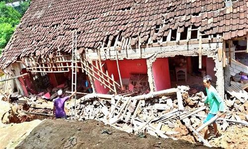 Satu Rumah Hancur akibat Longsor di Bantul, Bumil Selamat