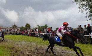 Jadi Arena Pacuan Kuda, Lapangan Desa Sukabumi Cepogo Boyolali akan Diperluas