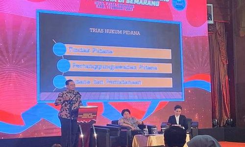 Datangkan Pakar Hukum ke Semarang, Mahupiki Sosialisasi KUHP Baru