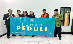 Peduli Sesama, The Sunan Hotel Bantu Warga Terdampak Banjir di Kota Solo