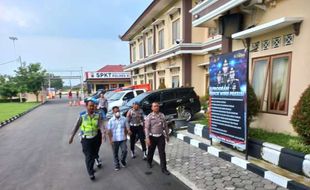 Mobil Pelat Merah Pelaku Tabrak Lari Klaten Sempat Berhenti di Prambanan