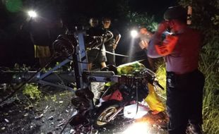 Tragis! Pengendara Motor Meninggal Tertimpa Tiang Listrik di Kulonprogo