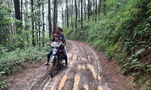 Jalan Panjang Menuju 3 Desa Terpencil Soloraya