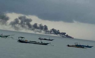 Kapal BBM Pertamina Terbakar di Laut Mataram, Begini Kondisi Para ABK