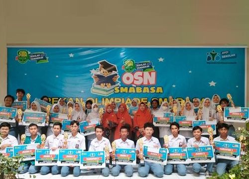 Pekan Olimpiade SMA Batik 1 Solo, 34 Siswa Jadi Juara