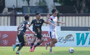 Hasil Liga 1: Arema dan Dewa United Bermain Kacamata