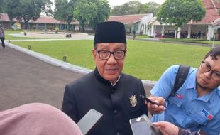 Akbar Tanjung Restui Putrinya Jadi Kandidat Ketua Golkar Solo