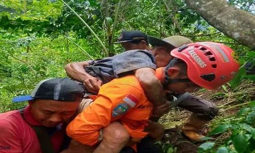 2 Hari Hilang di Gunung Ngipik, Kakek asal Jepara Ditemukan Anjing SAR Semarang