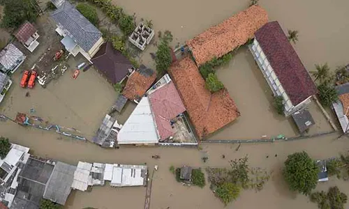 Urbanisasi Jadi Penyebab Banjir dan Tanah Longsor di Pulau Jawa