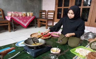 Emak-Emak di Muncar Semarang Sulap Biji Durian Jadi Keripik yang Renyah & Gurih