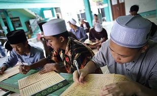 Jejak Perjalanan Pondok Pesantren di Indonesia