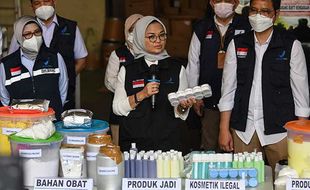 BPOM Gerebek Pabrik Kosmetik Ilegal di Jakarta, Sita Produk Senilai Rp7,7 M