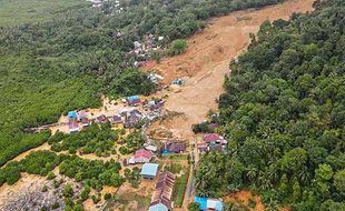 Penampakan Lokasi Tanah Longsor di Natuna, 43 Orang Belum Ditemukan