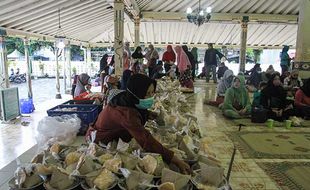 Takjil Gulai Kambing, Menu Buka Puasa Istimewa di Masjid Gedhe Kauman Jogja