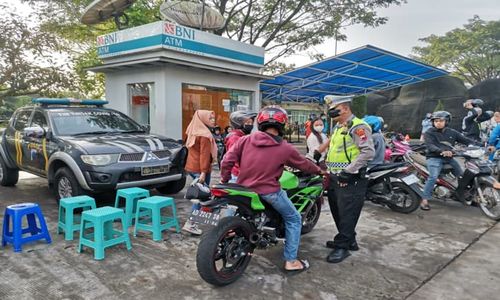 Gunakan Knalpot Brong, 30 Pengendara Sepeda Motor di Salatiga Ditilang Polisi