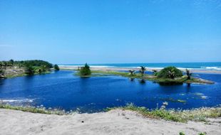 Pantai Bopong di Puring Kebumen, Pantai Menawan dengan Hamparan Pasir Putih