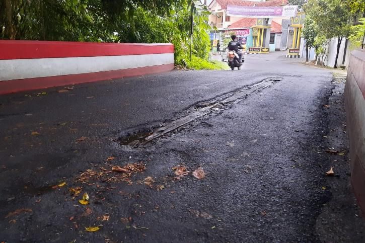 Hikayat Jasad Terapung di Jembatan Benowo Desa Ngringo Karanganyar