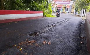 Hikayat Jasad Terapung di Jembatan Benowo Desa Ngringo Karanganyar